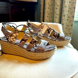 Michael Michael Kors Sofia mid wedge 7.5 m 38 m nat/ blk